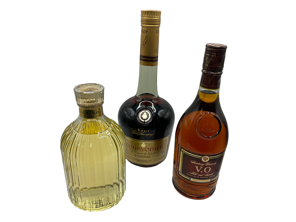 ウイスキーやブランデーの古酒をお買取りさせて頂きました。