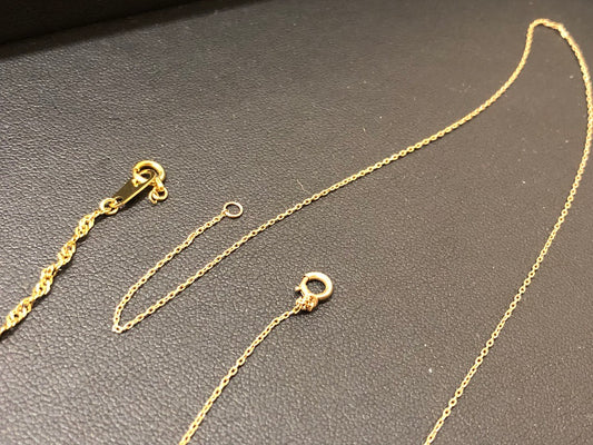 切れてしまった18金のネックレスをお買取りさせて頂きました。