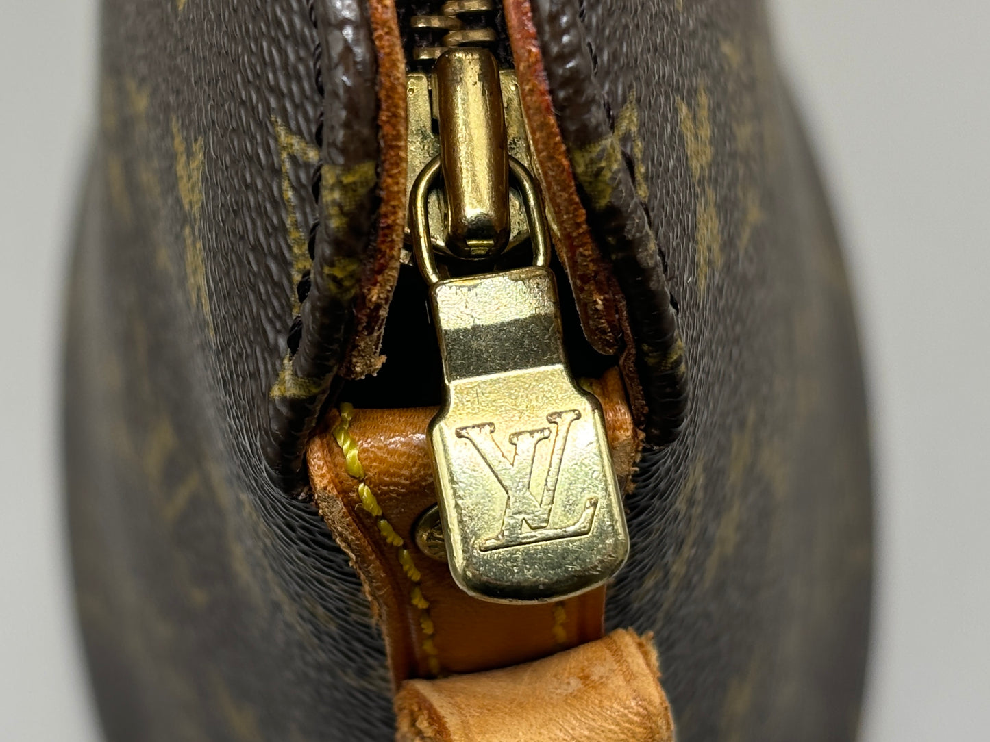 【Louis Vuitton】ルイヴィトン　M51290 ドルーオ ショルダーバッグ　モノグラム　ゴールド金具　レディース　ブラウン×ベージュ